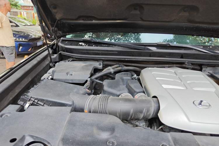 Used Lexus GX 2014 400 Prestige Edition Engine Bay Right