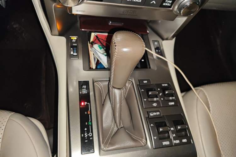 Used Lexus GX 2014 400 Prestige Edition Gear Lever