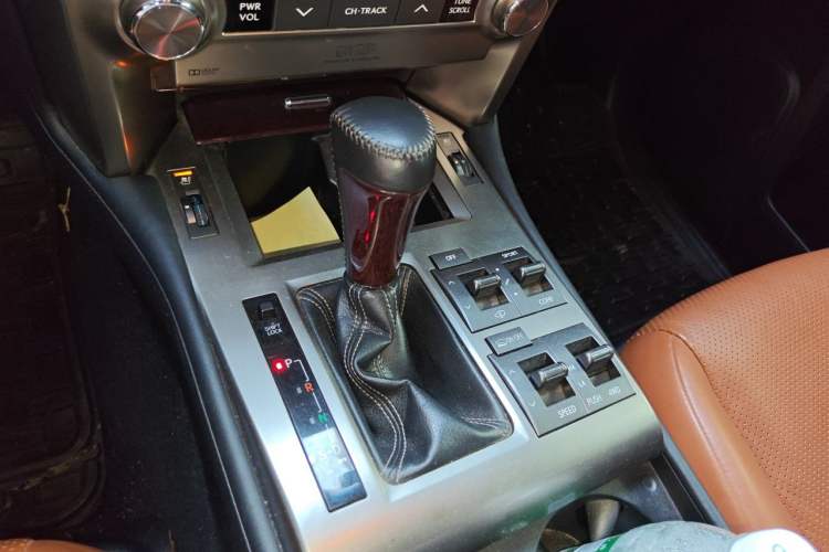 Used Lexus GX 2014 400 Prestige Edition Gear Lever
