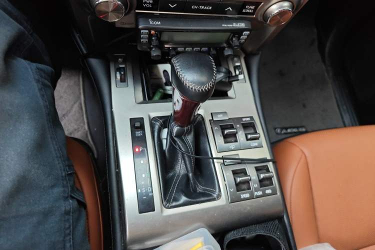 Used Lexus GX 2014 400 Luxury Edition Gear Lever