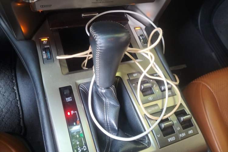 Used Lexus GX 2014 400 Prestige Edition Gear Lever