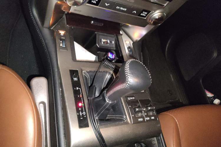 Used Lexus GX 2014 400 Prestige Edition Gear Lever