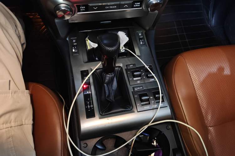 Used Lexus GX 2014 400 Prestige Edition Gear Lever