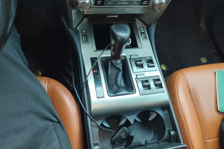 Used Lexus GX 2014 400 Luxury Edition Gear Lever