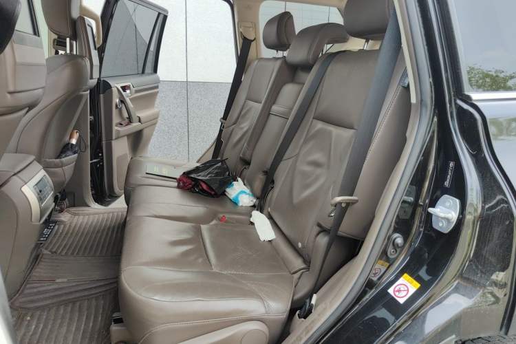 Used Lexus GX 2014 400 Deluxe Edition Left Rear Seat