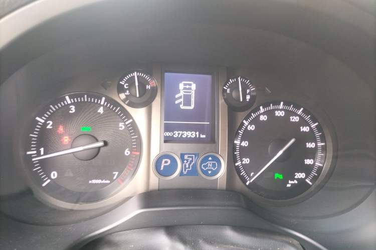 Used Lexus GX 2014 400 Prestige Edition Odometer Close Up