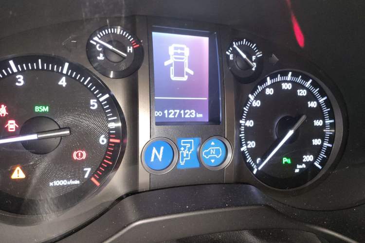 Used Lexus GX 2014 400 Prestige Edition Odometer Close Up