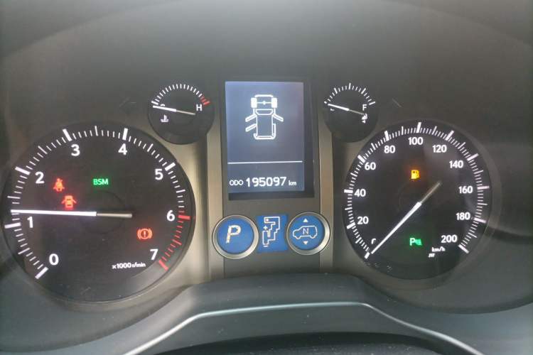 Used Lexus GX 2014 400 Luxury Edition Odometer Close Up