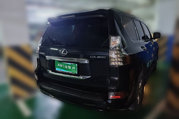 Used Lexus GX 2014 400 Deluxe Edition Rear Right 45 Deg