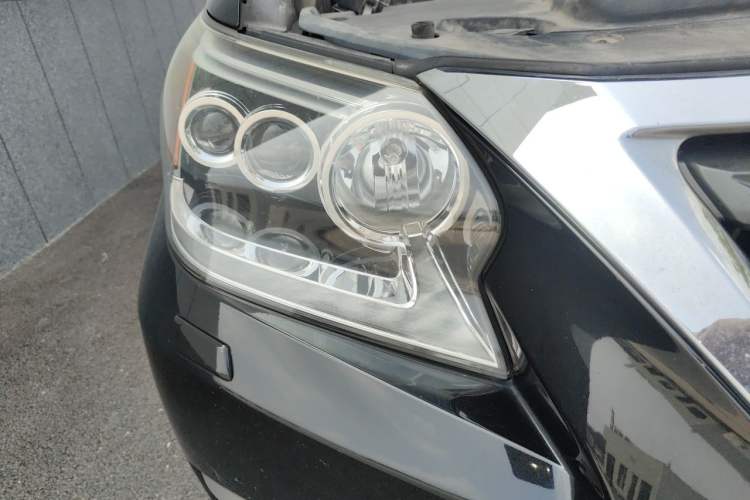 Used Lexus GX 2014 400 Deluxe Edition Right Front Headlight