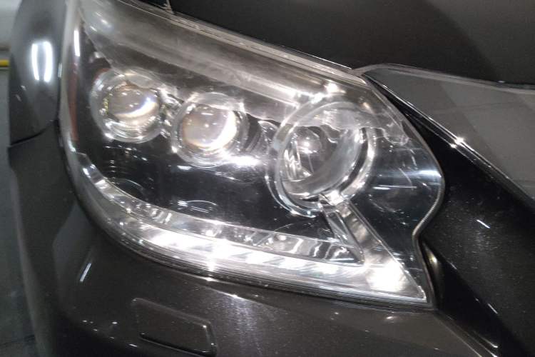 Used Lexus GX 2014 400 Prestige Edition Right Front Headlight