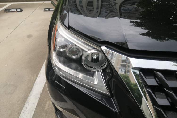 Used Lexus GX 2014 400 Prestige Edition Right Front Headlight