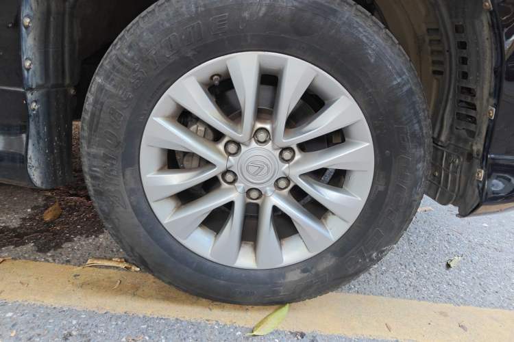 Used Lexus GX 2014 400 Prestige Edition Right Front Wheel Hub
