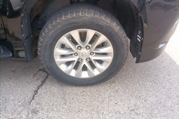 Used Lexus GX 2014 400 Luxury Edition Right Front Wheel Hub