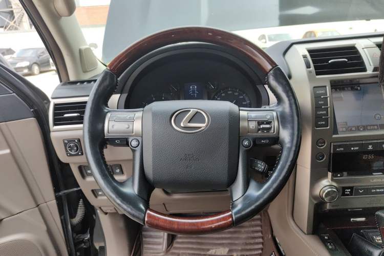 Used Lexus GX 2014 400 Deluxe Edition Steering Wheel