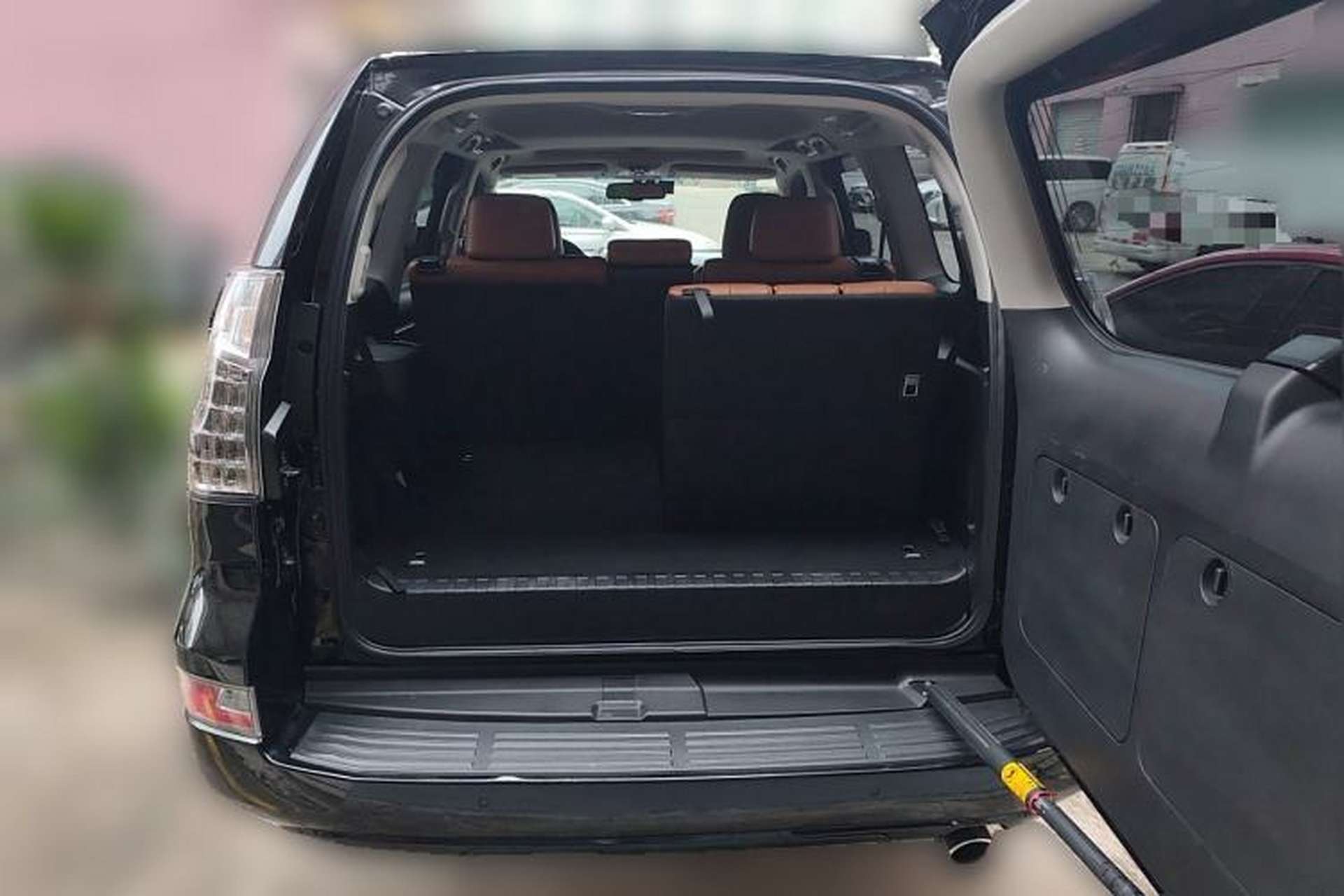 Used Lexus GX 2014 400 Prestige Edition Trunk