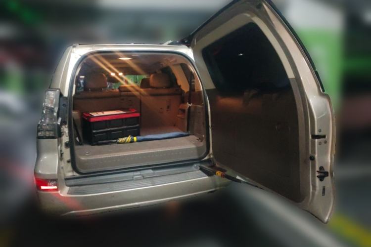 Used Lexus GX 2014 400 Prestige Edition Trunk