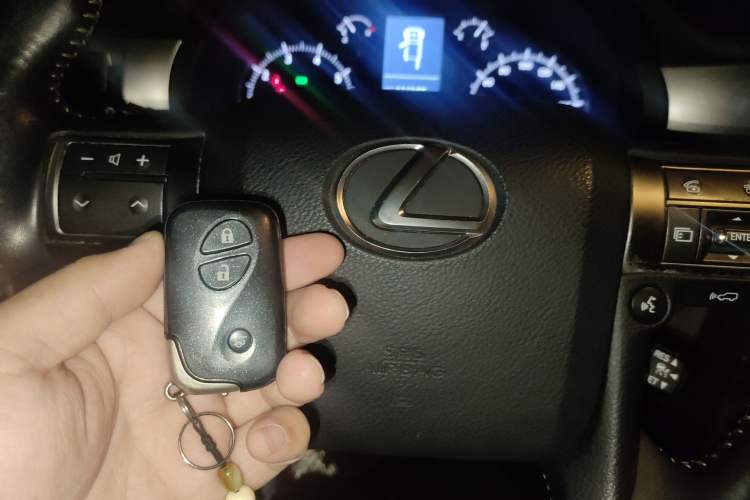 Used Lexus GX 2014 400 Prestige Edition Vehicle Key