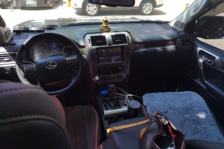 Used Lexus GX 2014 400 Luxury Edition Center Console