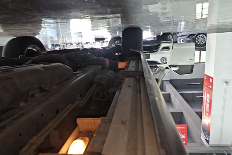 Used Lexus GX 2014 400 Luxury Edition Left Side Sill