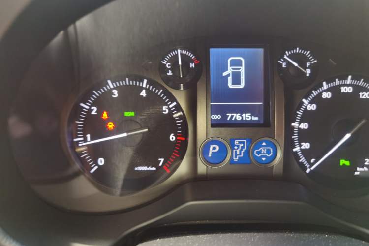 Used Lexus GX 2014 400 Luxury Edition Odometer Close Up