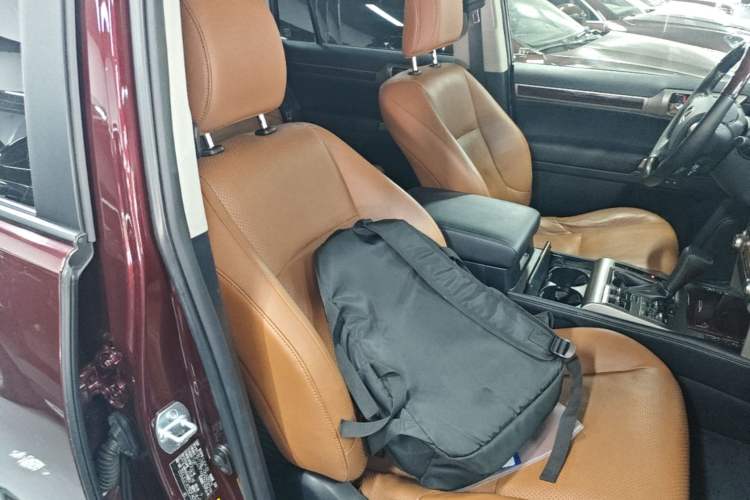 Used Lexus GX 2014 400 Luxury Edition Right Front Seat