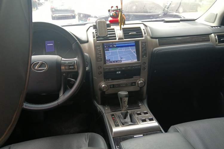 Used Lexus GX 2014 400 Luxury Edition Center Console
