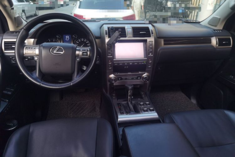 Used Lexus GX 2014 400 Luxury Edition Center Console