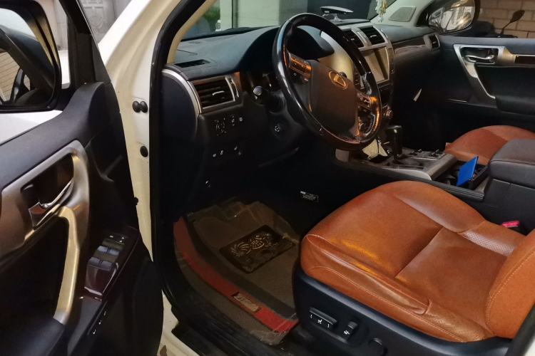 Used Lexus GX 2014 400 Luxury Edition Driver Seat