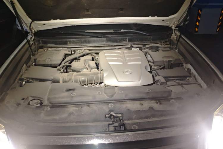 Used Lexus GX 2014 400 Prestige Edition Engine Bay