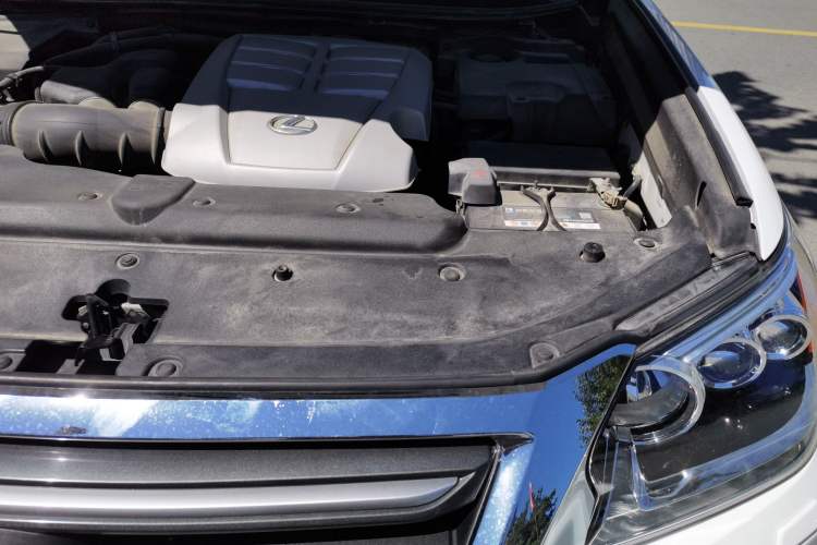Used Lexus GX 2014 400 Prestige Edition Engine Bay Left