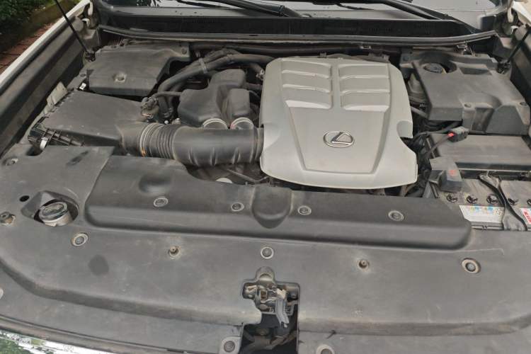 Used Lexus GX 2014 400 Luxury Edition Engine Bay