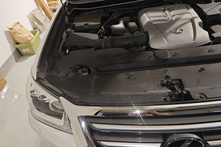 Used Lexus GX 2014 400 Deluxe Edition Engine Bay Right