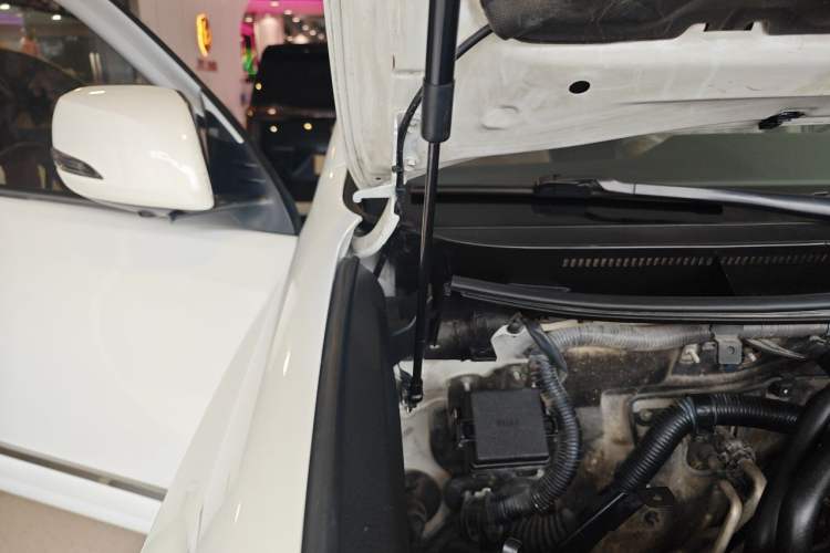Used Lexus GX 2014 400 Deluxe Edition Engine Bay Right
