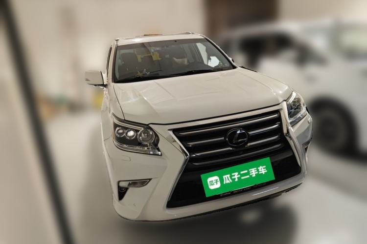 Used Lexus GX 2014 400 Deluxe Edition Front Right 45 Deg
