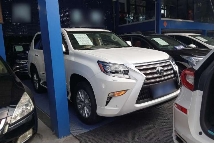 Used Lexus GX 2014 400 Prestige Edition Front Right 45 Deg
