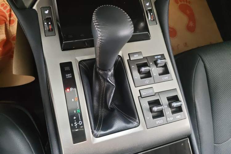 Used Lexus GX 2014 400 Luxury Edition Gear Lever