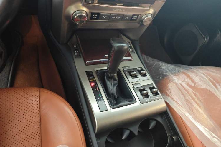 Used Lexus GX 2014 400 Deluxe Edition Gear Lever