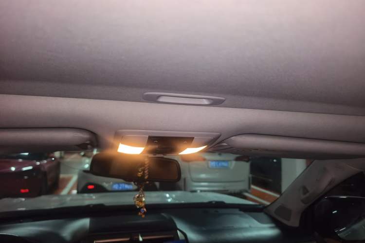 Used Lexus GX 2014 400 Prestige Edition Headliner