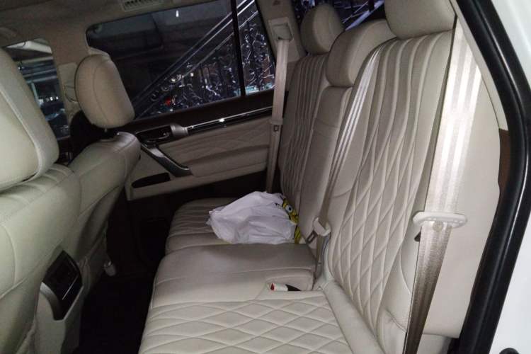 Used Lexus GX 2014 400 Luxury Edition Left Rear Seat