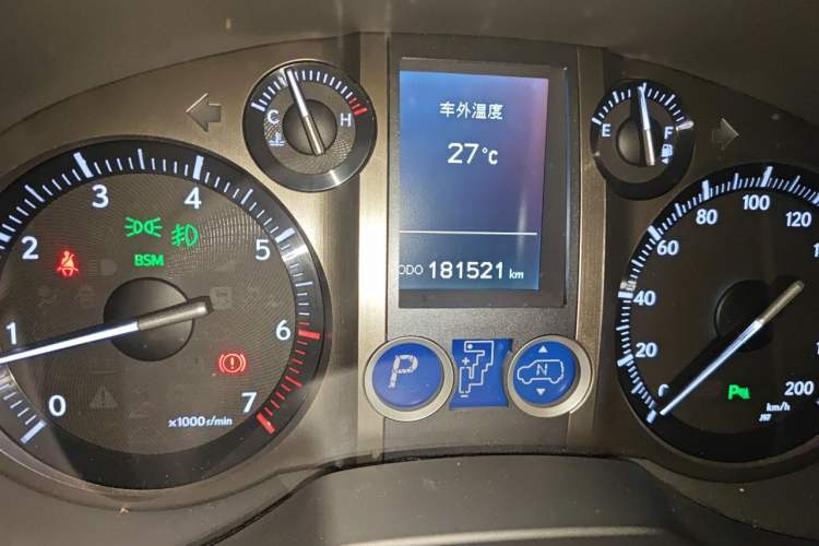 Used Lexus GX 2014 400 Deluxe Edition Odometer Close Up