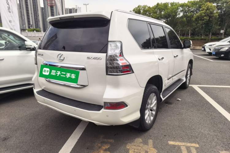 Used Lexus GX 2014 400 Prestige Edition Rear Right 45 Deg