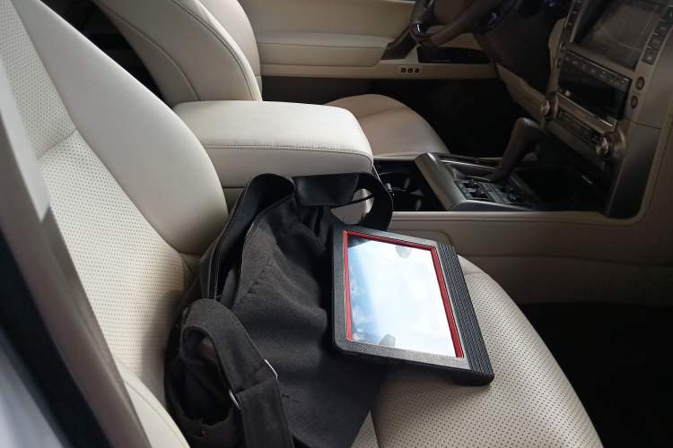 Used Lexus GX 2014 400 Prestige Edition Right Front Seat