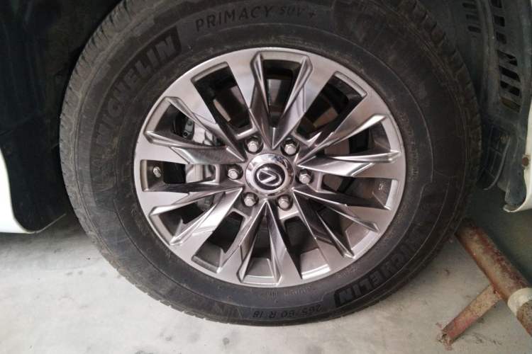 Used Lexus GX 2014 400 Luxury Edition Right Front Wheel Hub