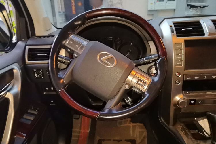 Used Lexus GX 2014 400 Luxury Edition Steering Wheel