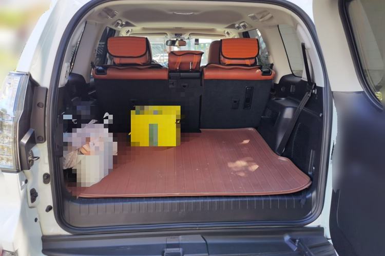 Used Lexus GX 2014 400 Prestige Edition Trunk