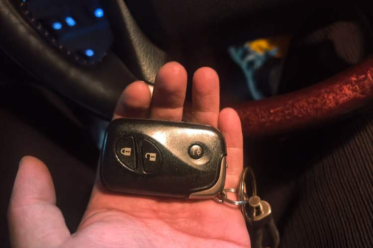 Used Lexus GX 2014 400 Prestige Edition Vehicle Key
