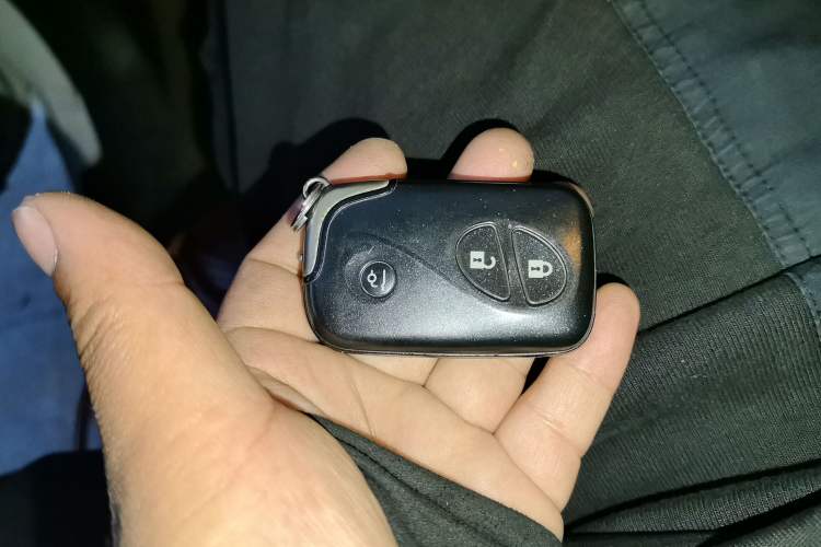 Used Lexus GX 2014 400 Luxury Edition Vehicle Key