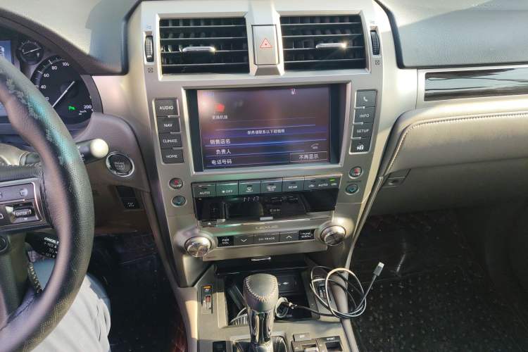 Used Lexus GX 2015 400 Luxury Edition Audio And AC Panel