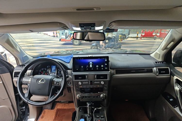 Used Lexus GX 2015 400 Luxury Edition Center Console